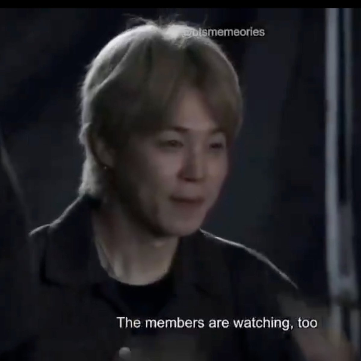 joon_lovebot's tweet photo. jimin crying in the crowd watching taehyung cry ☹️☹️ https://t.co/JN3OOEdOUN