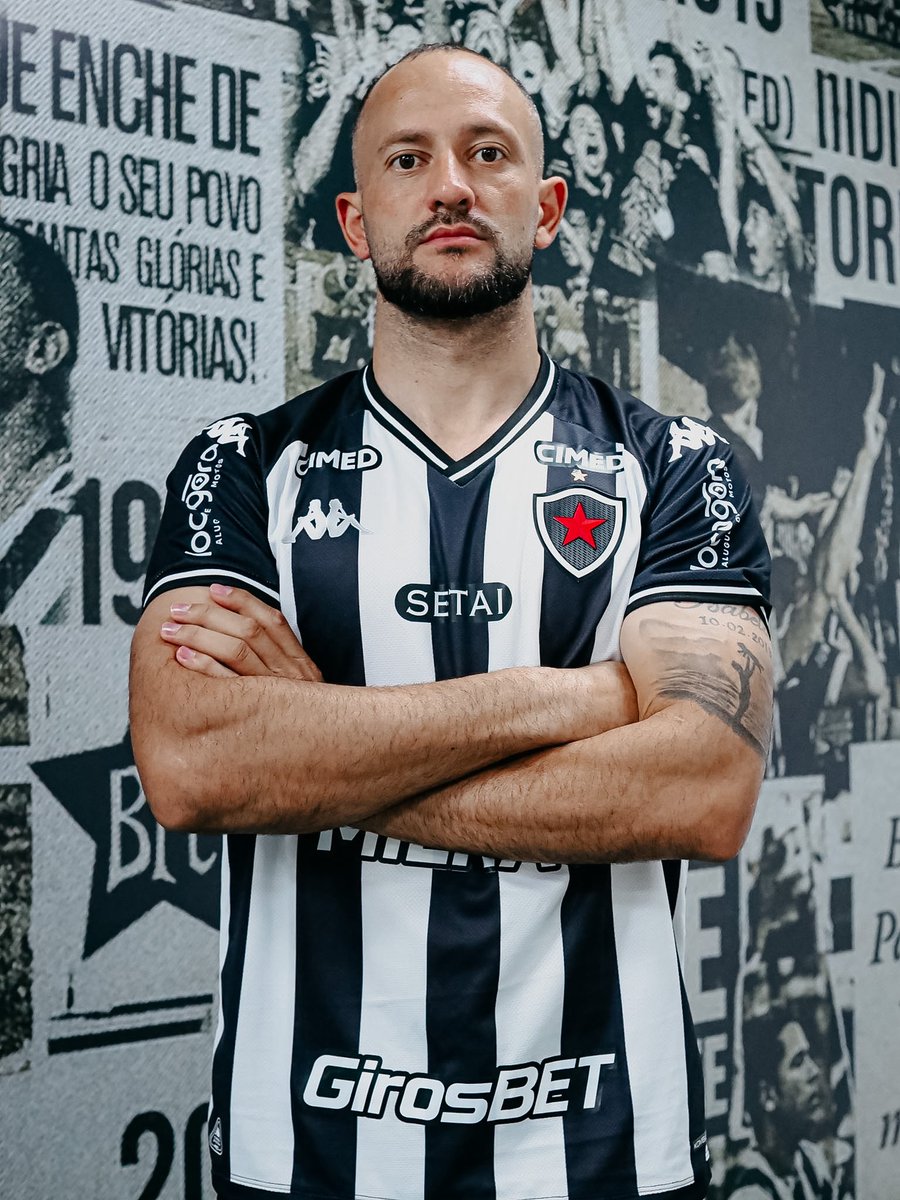 BotafogoPB's tweet photo. O novo reforço do Belo já vestiu o manto 👕⭐️🔥

Bem-vindo Diego Tavares 🔥🔥

#BotafogoPB #BeloSAF #MaiorDaParaíba https://t.co/QwXS0HZShQ