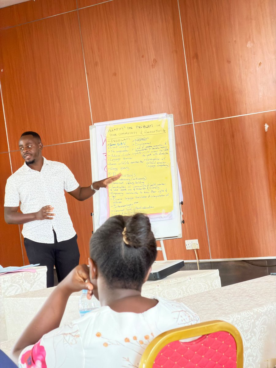 ACEJUganda's tweet photo. To deliver a just transition,governments, DFIs, financial institutions, and the Climate Response Fund and other implementing institutions must support a worker-centred financing framework so that a fair green future can be enjoyed by all. 🌍
#JustTransition #ClimateAction https://t.co/J88BRPY1Jv