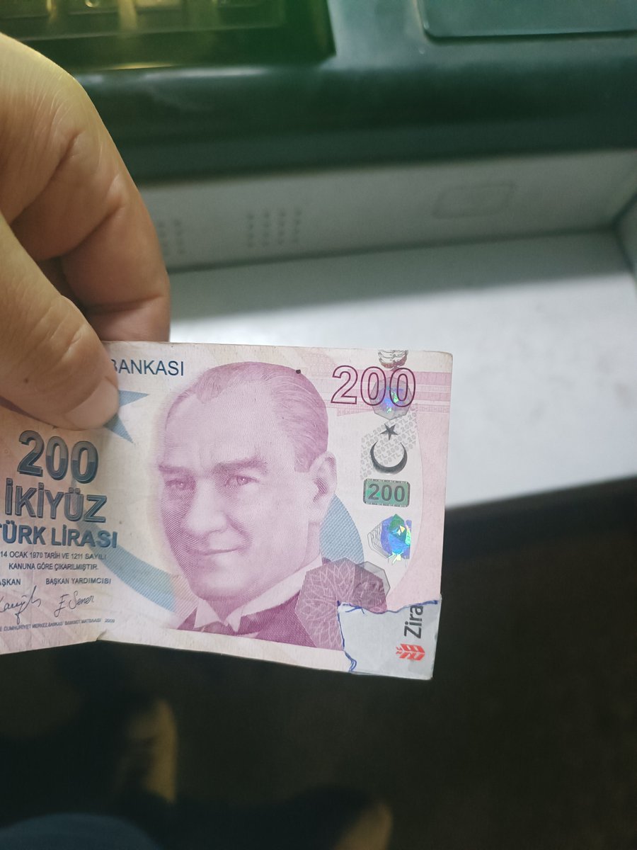 bedirhanazboy's tweet photo. Kim yaptı bunu kardeşim ? https://t.co/Fq4A0O2hJ9