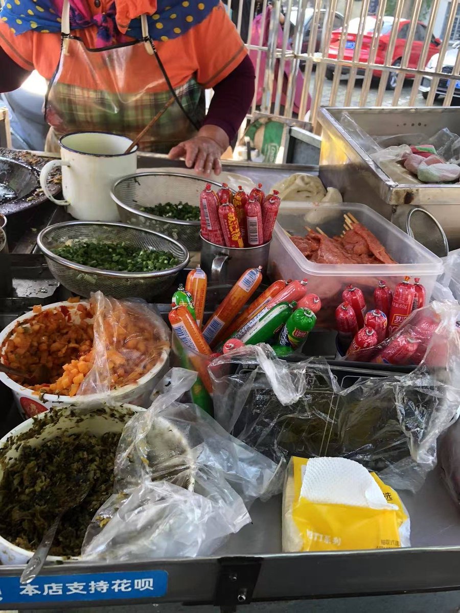 kumargeorge's tweet photo. Golden hour glow hitting a messy street side snack stall — the best moments are unplanned and in between the chaos. https://t.co/Tz8AOpwJ4X