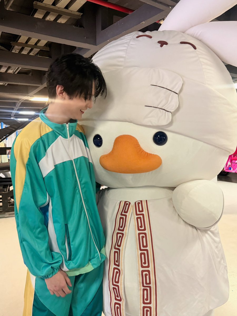 junyi1130's tweet photo. Well, that’s even better. Now I can steal Patji from Ryujin without any problems😉🤭

#OhAe  #kengnamping
#ryujinpatji  #ริวจินแพทจิ
#rryjinnn   #chira_patt
#กีฬาสีดูมันดิ2026
#DMDsportday2026 https://t.co/bRXMYm9uRx