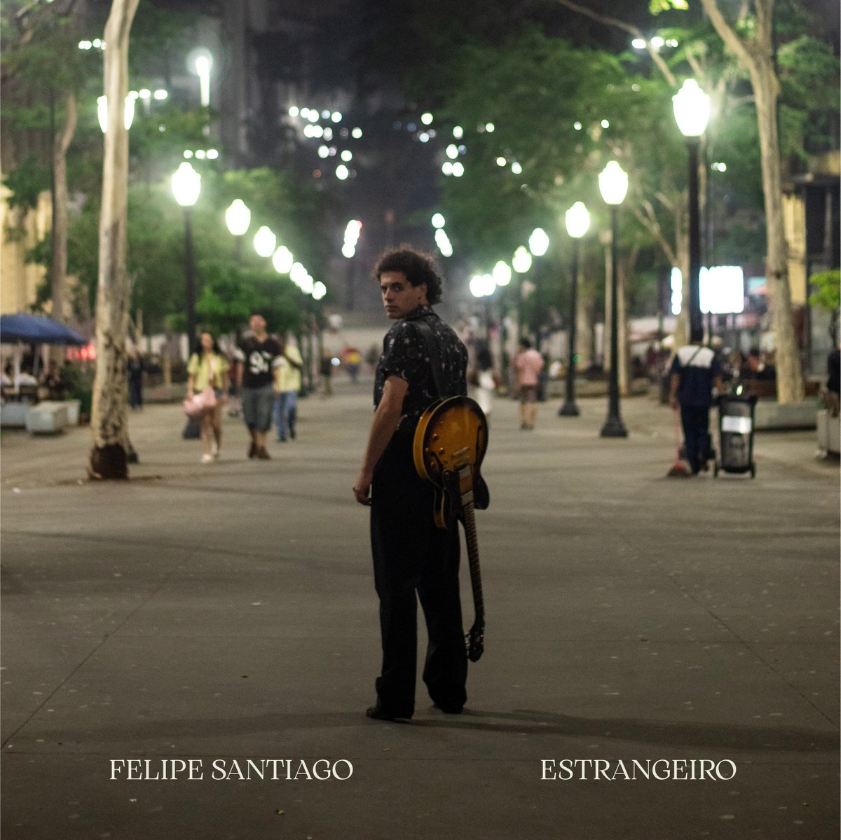 osantiagofe's tweet photo. Estrangeiro nasceu!🤱

Escuta o álbum inteiro aqui:
https://t.co/WO47Pf27bl https://t.co/VDxLJ07Ttj