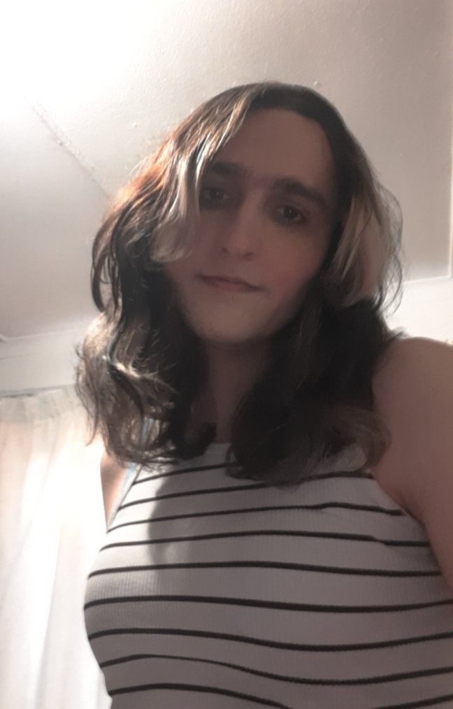 JamiEstrogen's tweet photo. What 1 year of estrogen does to ya 🏳️‍⚧️ https://t.co/95Vlmys6fZ