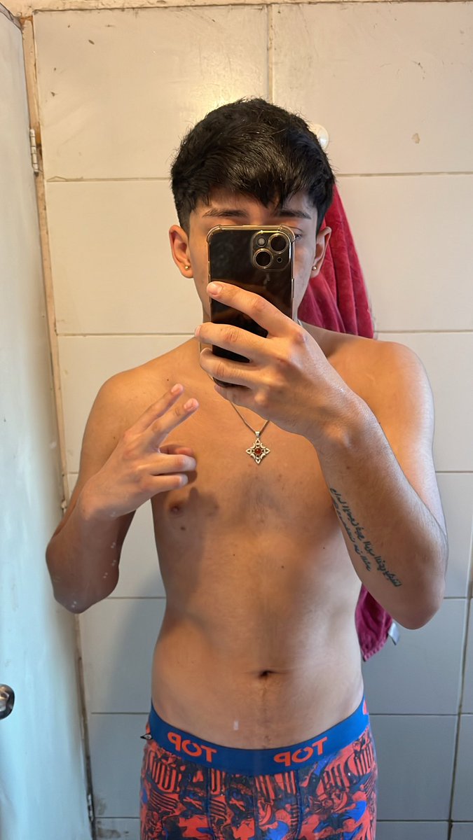 guissepp90's tweet photo. Q fay se vuelva a esta wea oq🤨RT? https://t.co/0L96lHJcMj