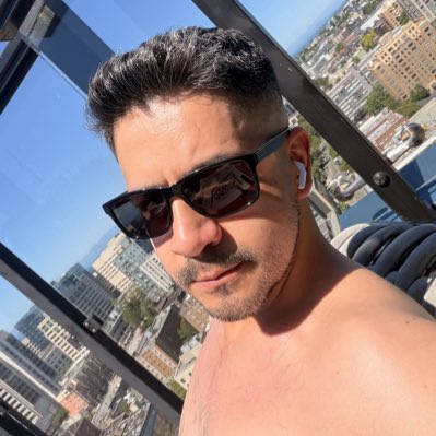 MichelDaddy8's tweet photo. #NewProfilePic https://t.co/c4r8tGce2U