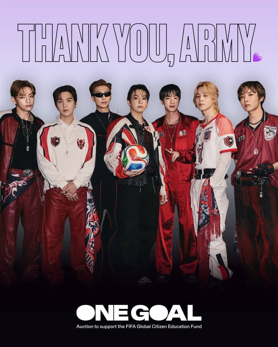 busanbrasil's tweet photo. Atualização da conta oficial Global Citizen:

_Um enorme agradecimento ao BTS ARMY por marcar presença e apoiar o leilão beneficente One Goal, da Christie's, em benefício do Fundo Educacional FIFA Global Citizen. 💜

O ARMY arrecadou impressionantes US$ 300.300, ao dar lances em itens exclusivos usados pelos sete integrantes (OT7) durante o show do intervalo da final da Copa do Mundo FIFA 2026.

Esse valor representou quase metade de toda a arrecadação do leilão.

Cada lance ajudou a apoiar uma causa maior. Toda a arrecadação será destinada ao Fundo Educacional FIFA Global Citizen, que tem como missão arrecadar US$ 100 milhões para ampliar o acesso à educação de qualidade e ao esporte para crianças de comunidades carentes e em situação de vulnerabilidade.

Obrigado, ARMY, por transformar sua paixão em um impacto real. 💜