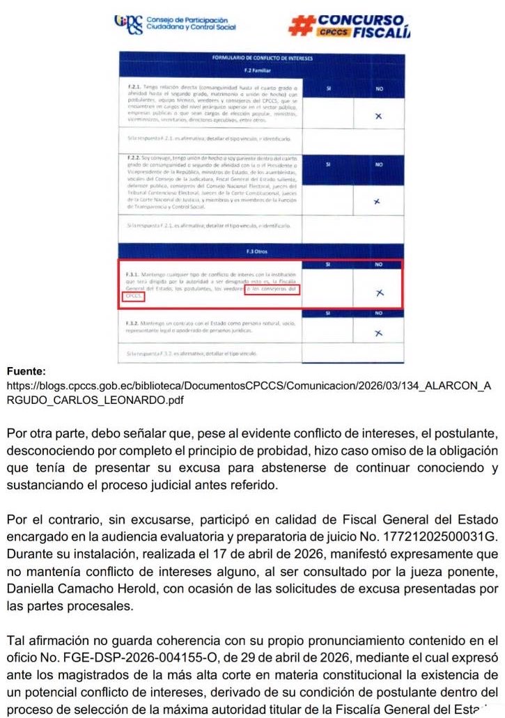 ecuarauz's tweet photo. Impugné a Carlos Alarcón 

No puede ser Fiscal General titular. 

Mintió en el formulario al decir que no tiene conflicto de intereses cuando él es el acusador actual de una de las consejeras del CPCCS en el caso Ligados.

No presentó el segundo certificado de no tener mora en el IESS. Indujo al error de la comisión del CPCCS al incluir sólo un certificado de empleador, no el de afiliado. 

No presentó certificado de apoliticismo de la forma como correspondía en los requisitos.

Varias y graves omisiones más en su carpeta (que presentó mediante teletransportación), pero todos sabemos que apunte detenciones y amenazas a los familiares de la Comisión, los comisionados se harán los locos.