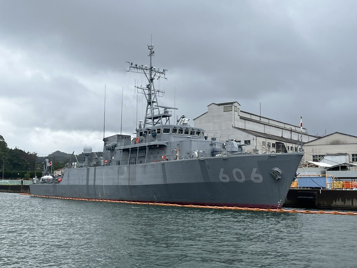 koni_ch47ja's tweet photo. 舞鶴ではまだお会い出来ずって思ってた
掃海艇はつしま(MSC-606)
去年一昨年
ジャパンユナイテッド舞鶴事業所で整備中を撮ってた😅
#掃海艇はつしま
#MSC606
#海軍ゆかりの港めぐり遊覧船
#ジャパンユナイテッド舞鶴事業所
#沸騰ワード10 https://t.co/YrBZCXG6Mj