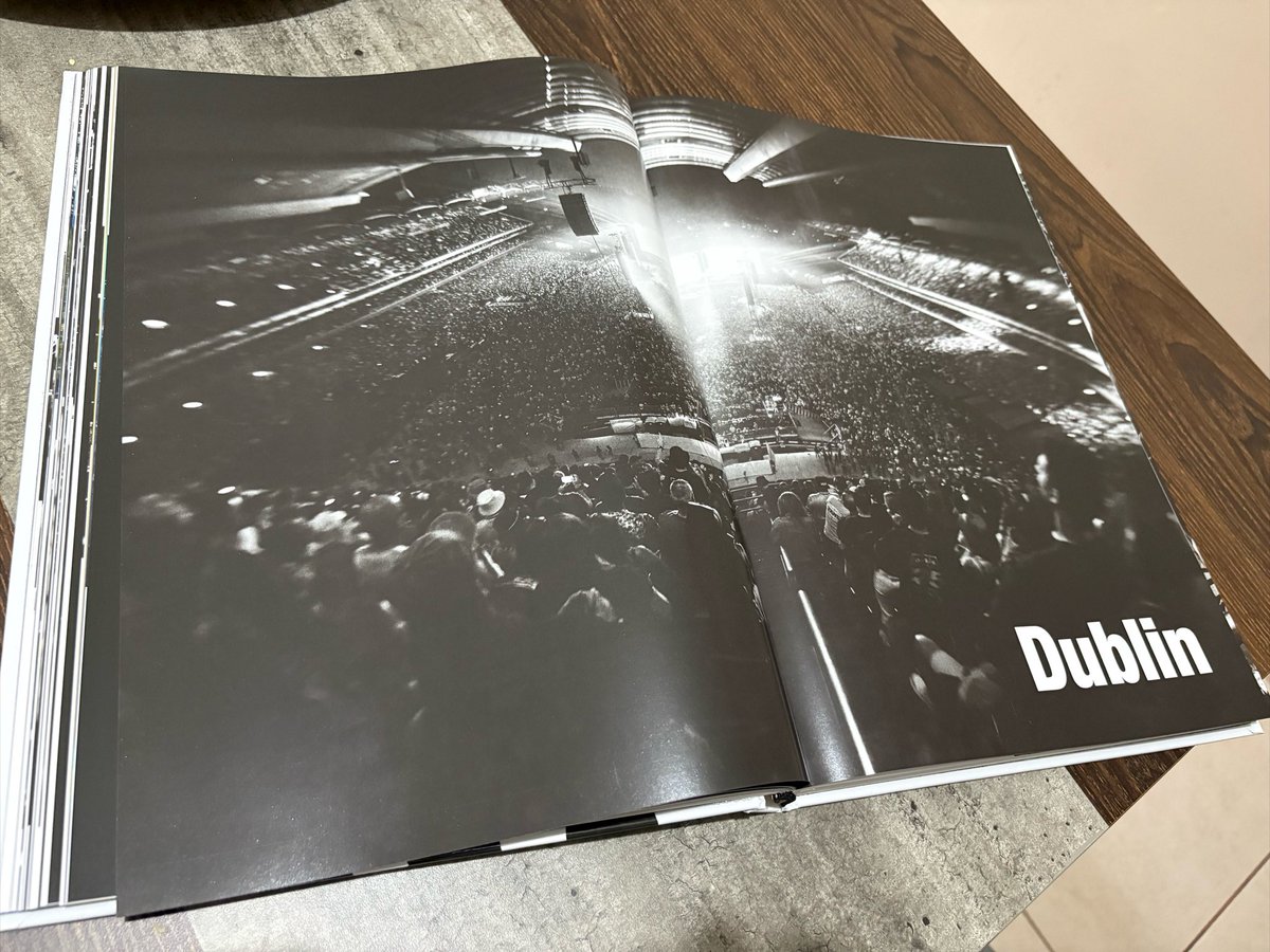 rools_'s tweet photo. Casi un año después del concierto de mi vida llegó esta belleza que me sacó un par de lágrimas. Qué pinche hermosura.

Live forever…

#Oasis #OasisLive25 #Opus https://t.co/XKoO0RpCjj