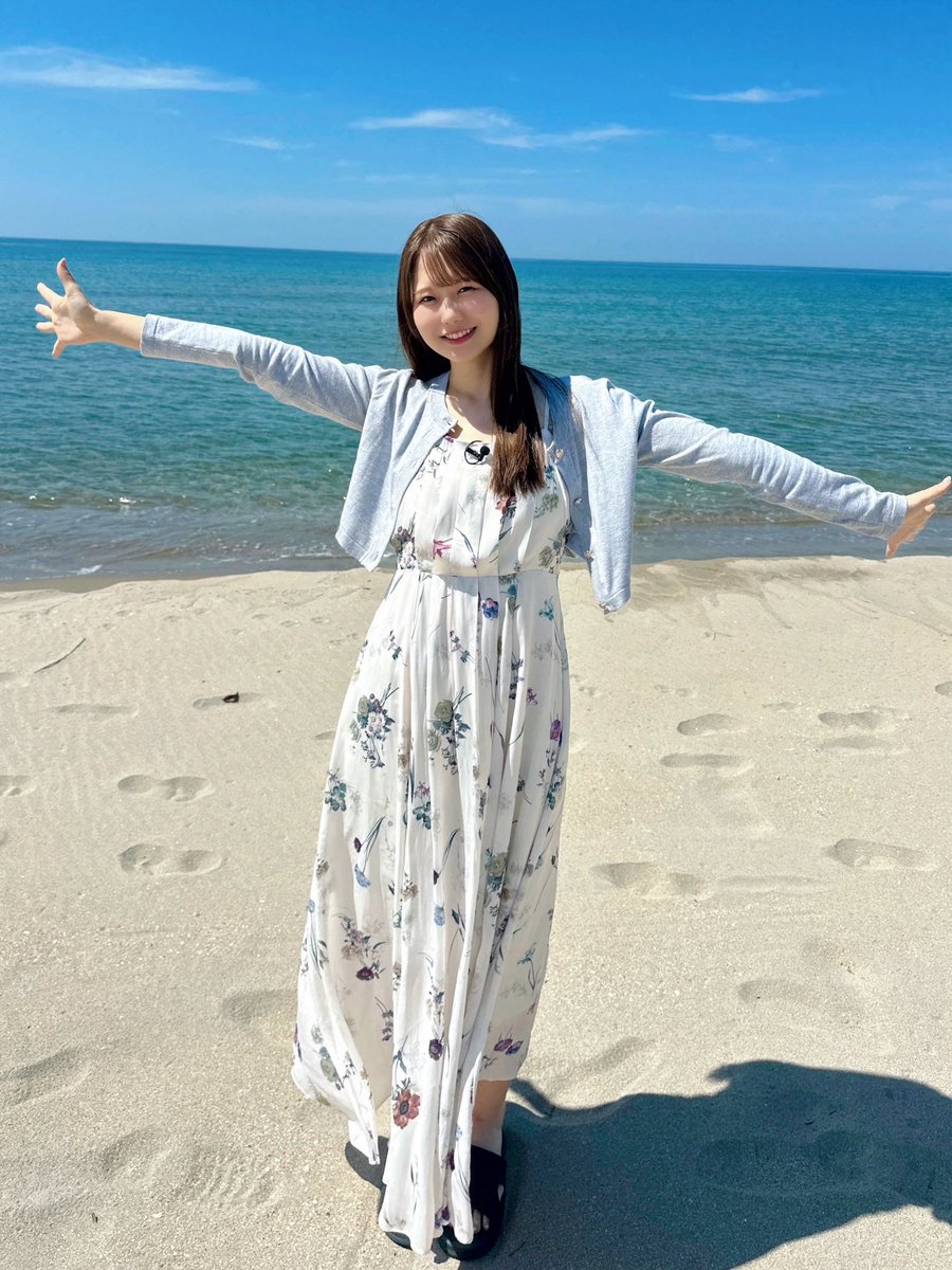 heymommy123's tweet photo. 💛💛💛佐々木ひまわりお知らせ💛💛💛

本日8/1（土）の日本海新聞 朝刊に、佐々木ひまわりを掲載いただきました❣️

#日本海新聞
#佐々木ひまわり
#ひまわり組 🌻🐟
#heymommy #ヘイマミー https://t.co/w7Wk5iEnk4