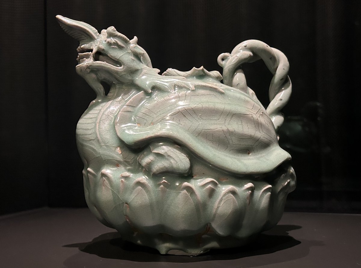 vicitracitta's tweet photo. Goryeo celadons (12th-13th centuries), National Museum of Korea, Seoul https://t.co/EzNRIDkZ1w
