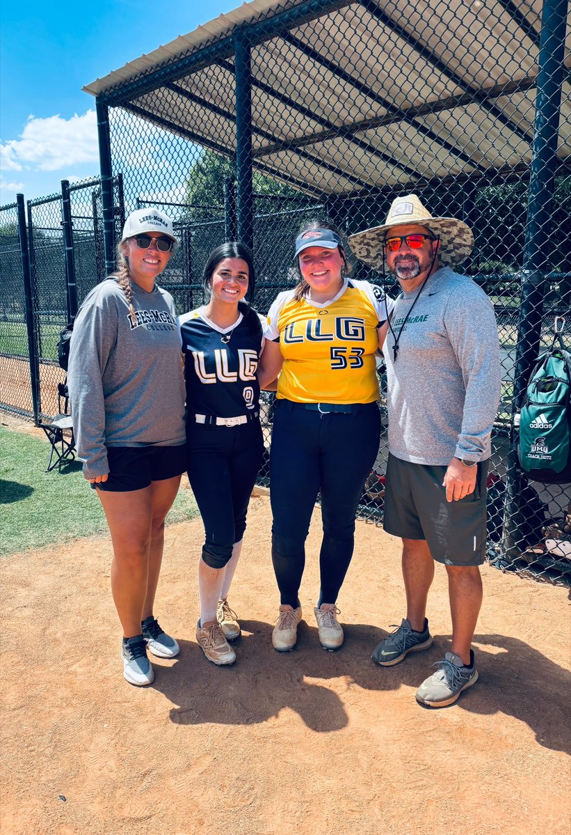 Breaelle_Bates's tweet photo. Had the best time at @PACKUPSTATE Elite 80 camp at Tyger River today, Thank you to all the amazing coach’s for coming out! Can’t wait to hit the field tomorrow!
@LMC_Softball @CatamountSB @USCBSoftball @WoffordSoftball @CcBrunswick @caldwell_cobras @CoachMckenzie2 @ccgasoftball @Jbum42 @Stewarthr22 @Org_LLG
