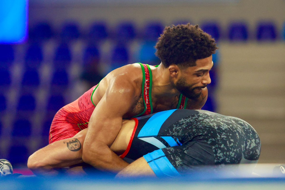 PanamSports's tweet photo. 🥇 ¡Oro para México en la lucha libre! 🇲🇽

Román Bravo conquistó la medalla de oro en los 57 kg estilo libre masculino tras imponerse por superioridad técnica (11-0) al puertorriqueño Darian Cruz en la final. 💪

Una actuación dominante de principio a fin para subir a lo más alto del podio en Santo Domingo 2026.

#PanamSports #SantoDomingo2026 #Wrestling