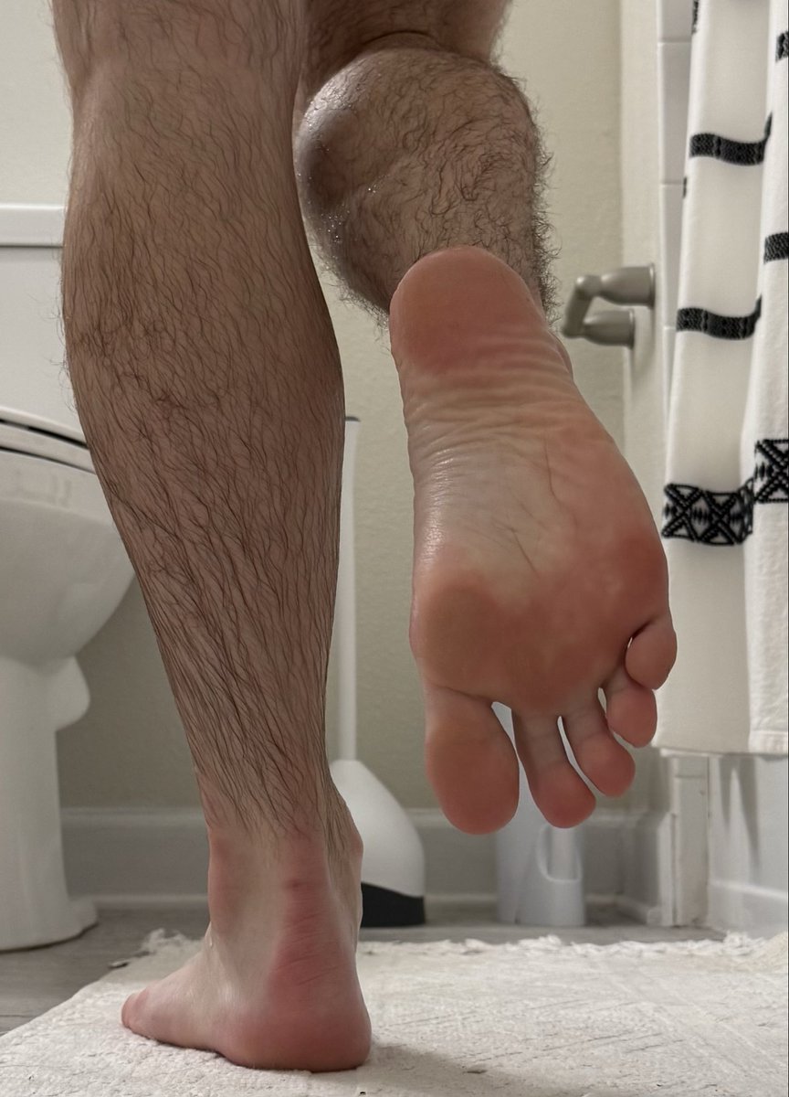 Dylansgayfeet's tweet photo. 💦💦💦 https://t.co/r4XpOz09Sr