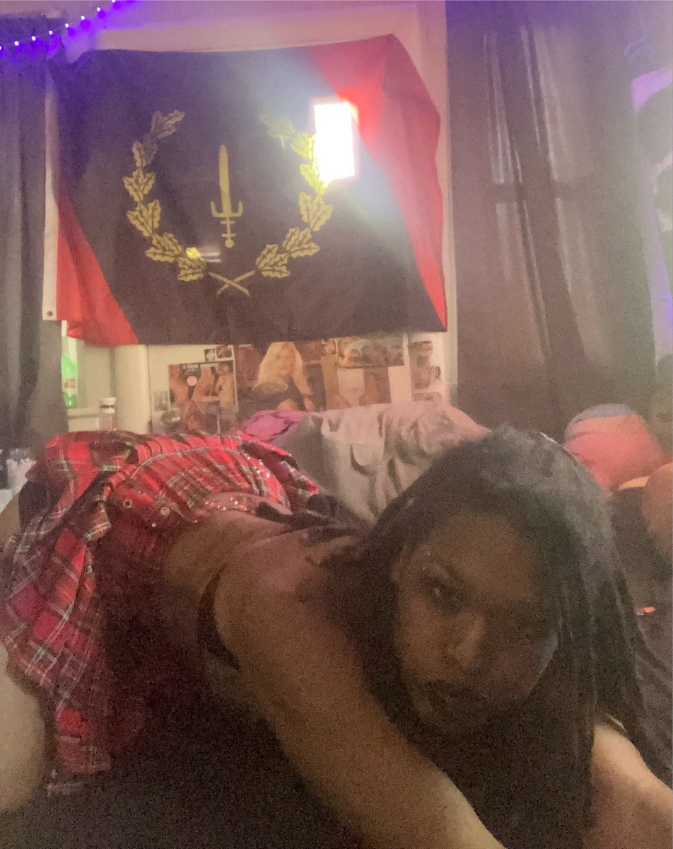 lilSweetYamz's tweet photo. GOONGOONGOON #nsfwtwt #goon x3 https://t.co/XS1tk5pxD3
