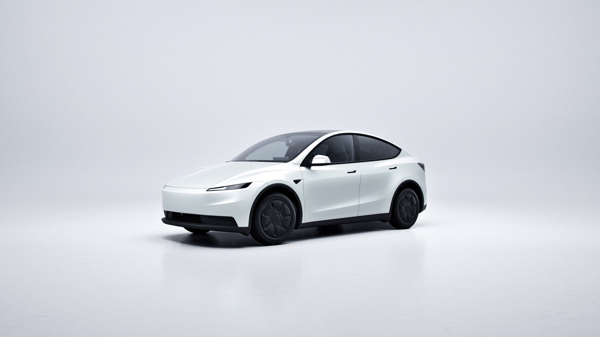 SawyerMerritt's tweet photo. Tesla has raised the financing interest rates (APR) for select Model 3 and Model Y trims in the U.S.

New rates (APR):
• Model 3 Premium RWD & AWD: 1.99% (from 0.99%)
• Model 3 Performance: 1.99% (from 0.99%)
• Base Model Y RWD: 0.99% (up from 0%)

All other trims are the same.