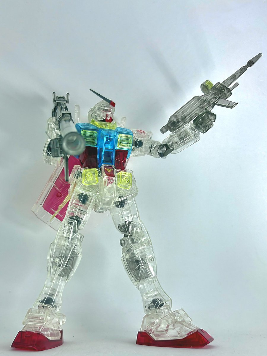 9213kun's tweet photo. #8月になったのでフォロワーさんに自己紹介しようぜ  #クリアな夏祭り  #ガンプラ
#ガンプラ好きな人と繋がりたい 
No.123  ガンダム(MGクリア)  ぱち組隊機
連続ポストが5ヶ月目に入りました
今月もお気軽にご覧ください
「いいね」と「フォロー」をいただければ幸いです https://t.co/I8nf5VUI1K