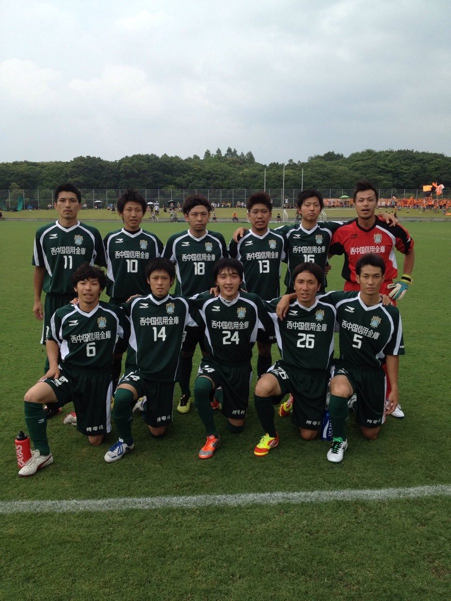 Sugiyanmatakec's tweet photo. 山口県サッカー選手権大会は今晩決勝
2007準決,2009準々決,2013年準決対戦して全て完封負け。
公式戦対レノファ初ゴール決めてバレイン下関山口県代表として勝ちに行こう！

エメラルドグリーンのユニと選手の面々が懐かしい
#バレイン下関 https://t.co/odIlcVvq08