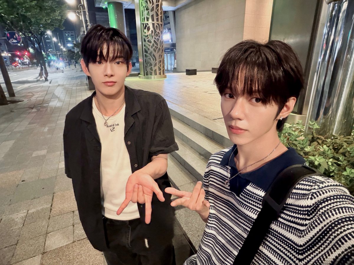 itsmjlee's tweet photo. STEJAY SPIDERMAN MOVIE DATE 😭😭😭😭 GOOD MORNING TO US STEJAYISTS https://t.co/0eplEek3ud