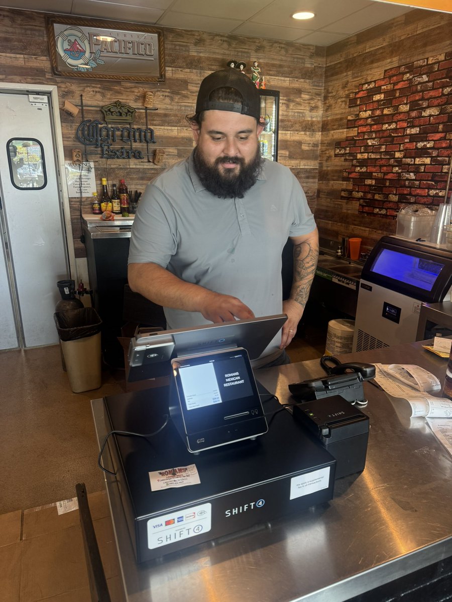 Tanershift4's tweet photo. Shift4Dine New POS upgrade Romans Mexican Restaurant in CA! 👊  We do our work with passion.🔥We are instilling our love for Shift4Dine in everyone. 💙  🚀🚀😍😍 They loved the new pos system! #Shift4Dine @Shift4 🇨🇾🇨🇾 https://t.co/4ifv1ZtjQQ