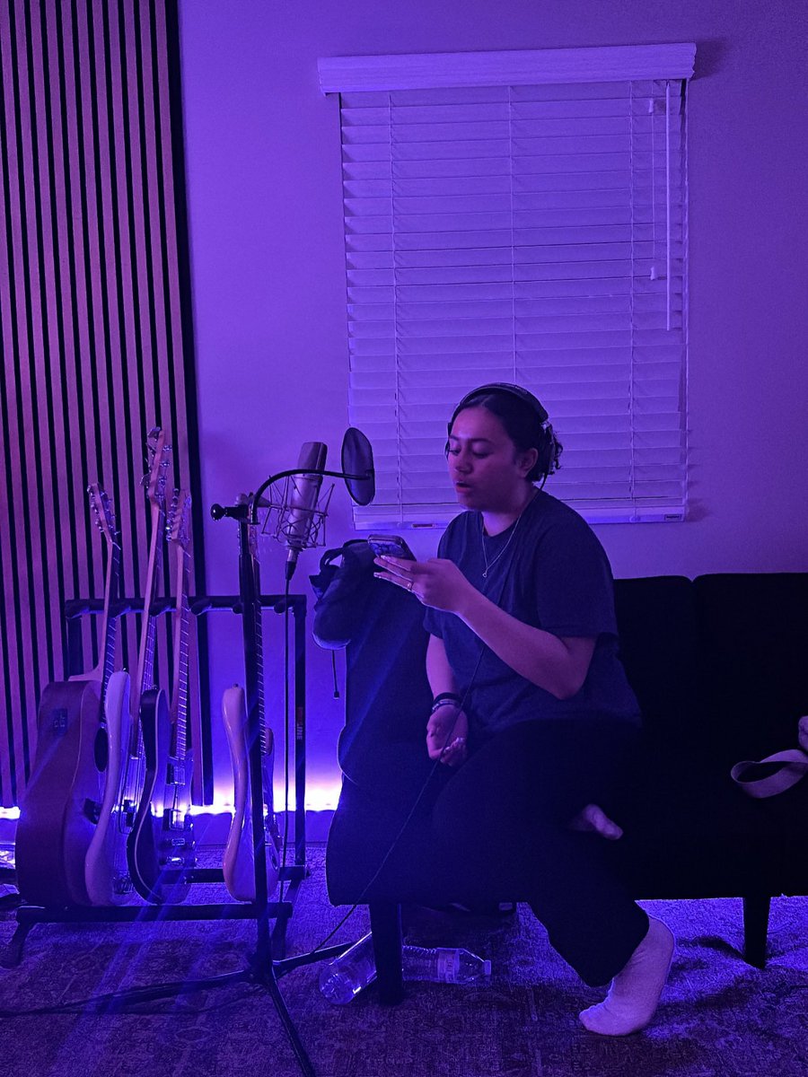 DinahNewsJane's tweet photo. Dinah Jane shared that her sister, Regina Rochelle, also helped bring Moana: Voices of the Ocean to life by co-writing "Strength of a Woman" alongside her. She said sharing this special moment with family makes it even more meaningful. 🌊💙 https://t.co/WpQXGM6kZy