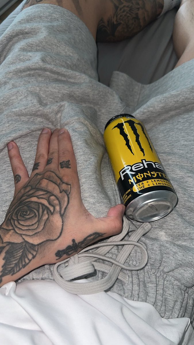 realvietpapi's tweet photo. which yellow monster do you want? 👀 https://t.co/6eXlBF6Ge8