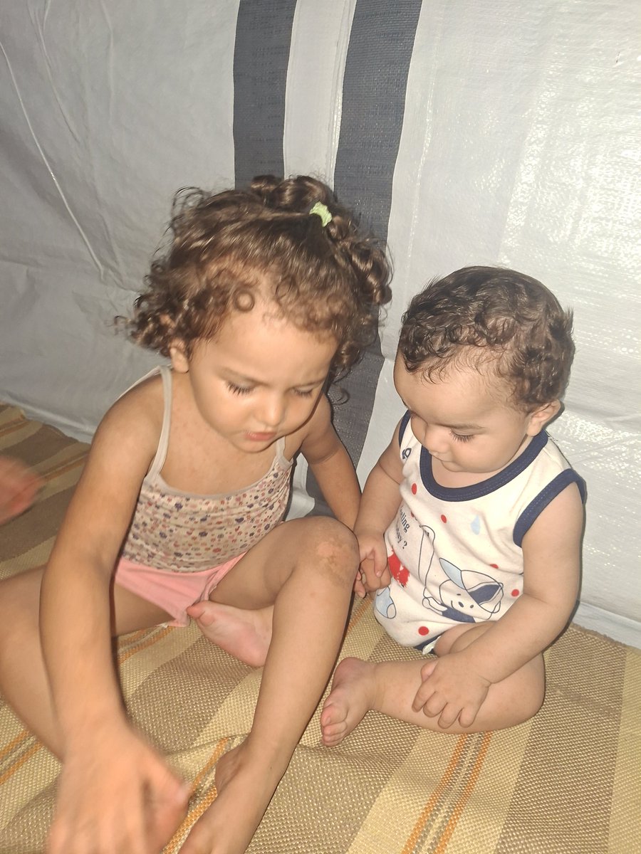 aboud_king18563's tweet photo. 💔 My children and I are at risk of losing the only shelter we have. We still need $350 to keep a roof over our heads.

If you're able to donate or simply share our story, it would mean so much to my family. Thank you for your kindness. 🤍

https://t.co/BgVwpTRGiA https://t.co/G7f3sVwFj2