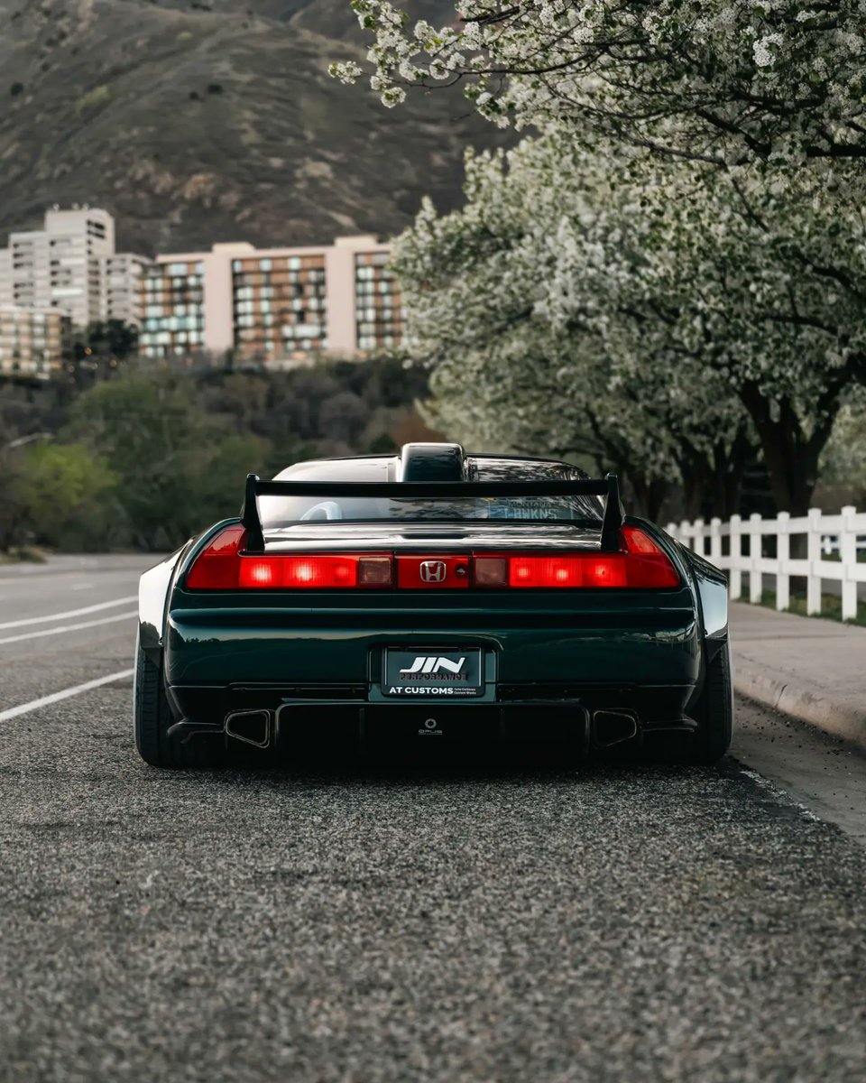 mascdaily's tweet photo. Honda NSX (NA1) 🏁🌄 https://t.co/CYJnYqfv6o