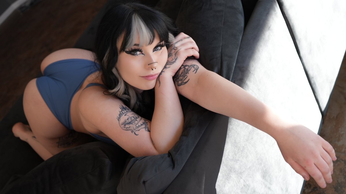 playfulmuffinn's tweet photo. lethal :p https://t.co/ivihlfYye7