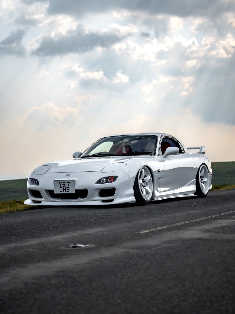 mascdaily's tweet photo. Mazda RX-7 (FD3S) ⚪🎌 https://t.co/zYEyVE2gzK