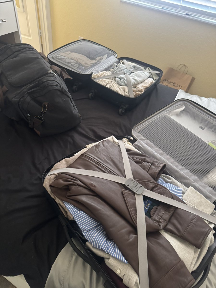 derek_dupont420's tweet photo. Done with 15 minutes to spare. Valuable lesson learned today, I can procrastinate 15 minutes more before packing #lightwork https://t.co/brA7hwfuPj