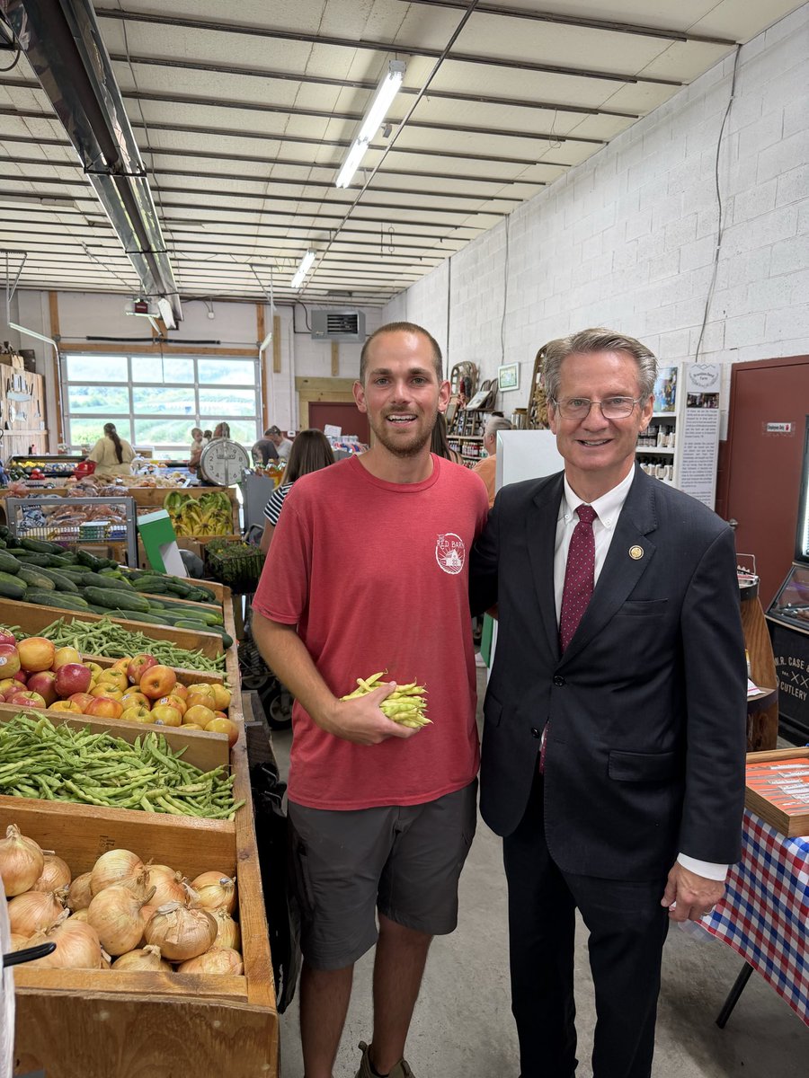 RepTimBurchett's tweet photo. A trip to Grainger County isn’t complete without stopping by Red Barn Produce. Thanks to the folks there for taking the time to visit with me. https://t.co/seML1oiCz6