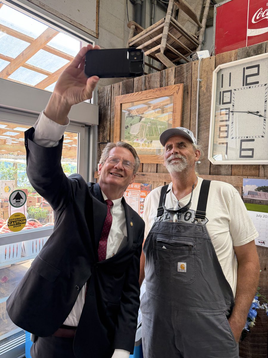 RepTimBurchett's tweet photo. A trip to Grainger County isn’t complete without stopping by Red Barn Produce. Thanks to the folks there for taking the time to visit with me. https://t.co/seML1oiCz6
