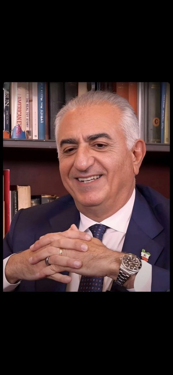 TinaFay1978's tweet photo. شما کفتارها هرچقدر هم زوزه بکشید،
حریف این مرد بزرگ‌ نخواهید 
شد!
#جاویدشاه https://t.co/i2HZFFcm6p