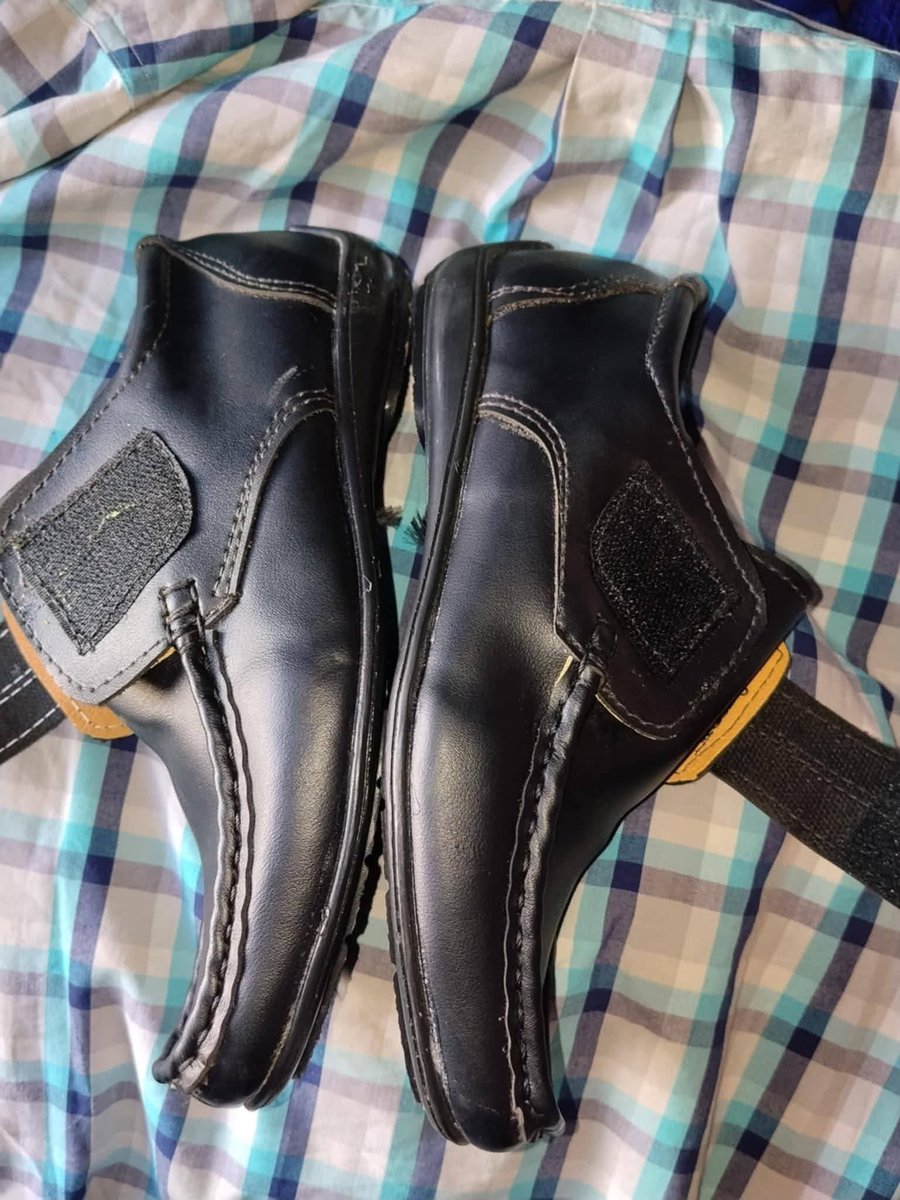 Mikeilarios_JL's tweet photo. Buenas tardes con el permiso del administrador @elonmusk Vendo preciosos mocasines "nuevos" originales marca Tommy en Q850.00 Qué Dios los bendiga 🙏🏻 https://t.co/dA5KYY909F