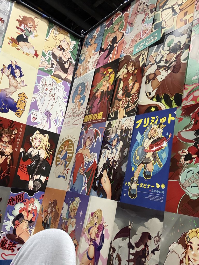 oxcoxa's tweet photo. I’m at Otakon in the back!! C403 https://t.co/JGD2vIJpCA