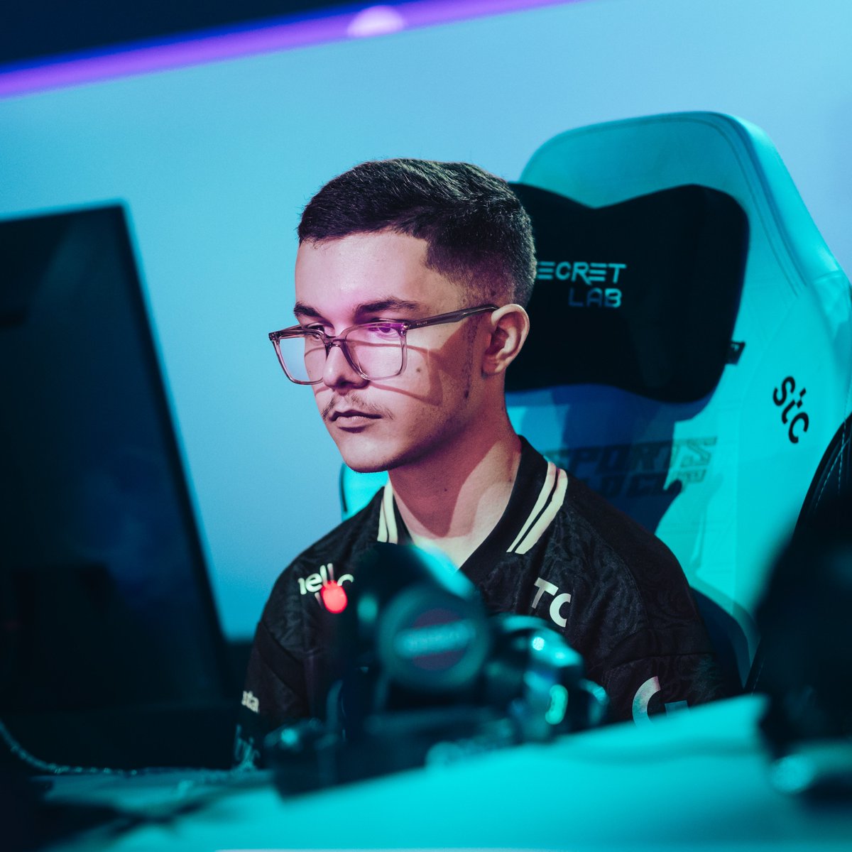 gentlemates's tweet photo. Il a terrorisé tout le lobby 

Notre GOAT Enkeo termine premier au classement des kills avec 71 éliminations https://t.co/gcsOEPyGEu