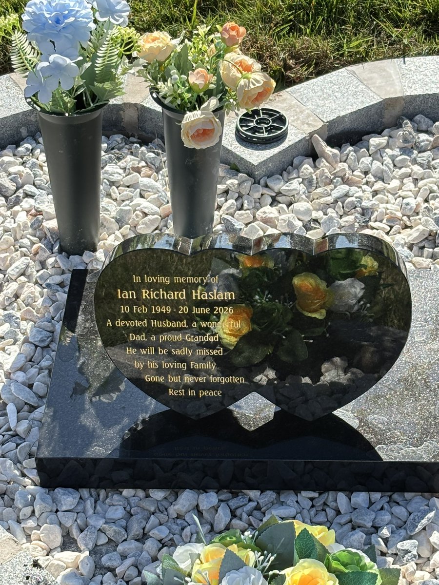 Chrishazzy75's tweet photo. Today we did the interment of my Dad’s ashes into his memorial, on what would have been my Mum and Dad’s 55th wedding anniversary.
Nearly 6 weeks has gone by since he passed away. 
I think about him every day.
Love and miss you, Dad 💔 https://t.co/XNZa8RY0HG