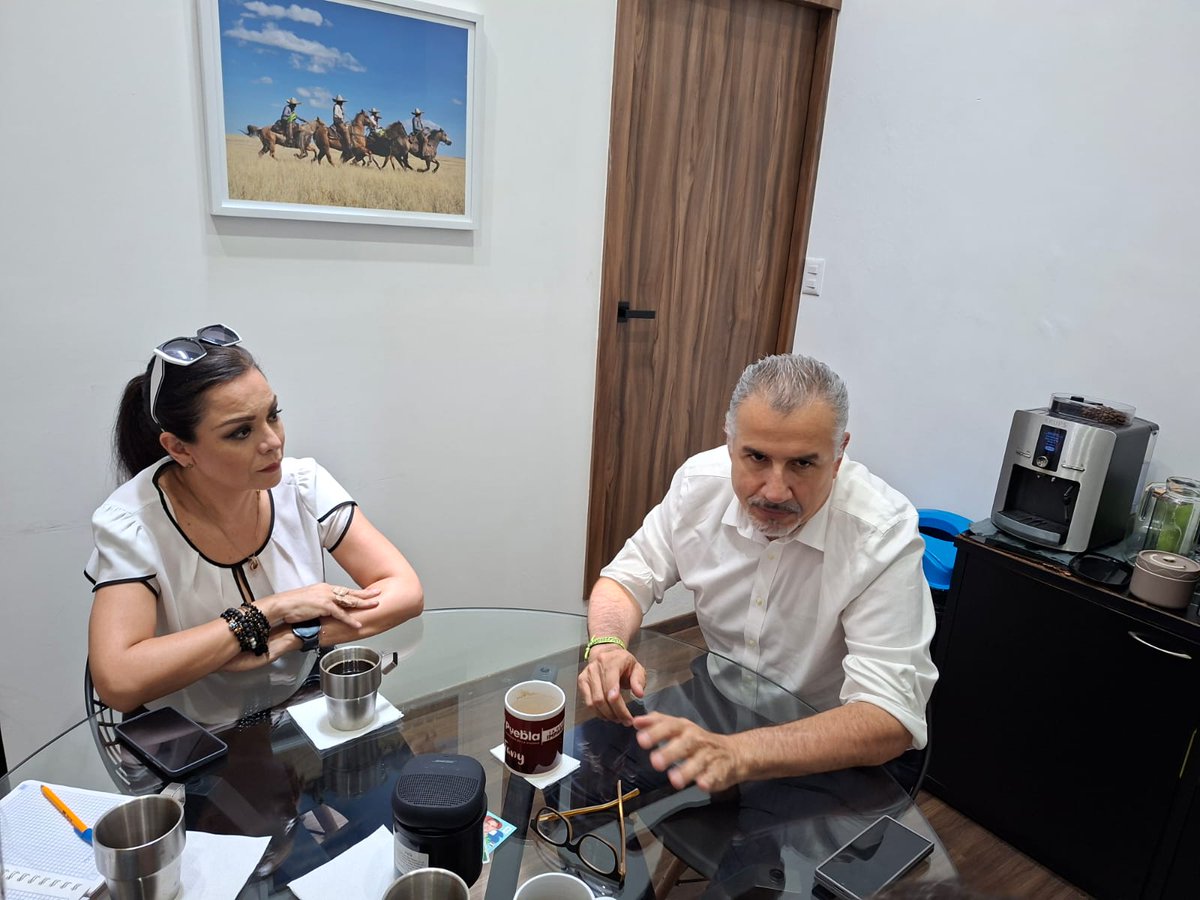 AgriculturaPue's tweet photo. Nos reunimos con Gobernación del @PueblaAyto, bajo la directriz de la Presidenta @Claudiashein y Secretaria @columbalopezg, para fortalecer la vinculación de comercialización de las y los productores con los mercados locales y así impulsar la economía de las familias del campo. https://t.co/nPMhBSjhM7