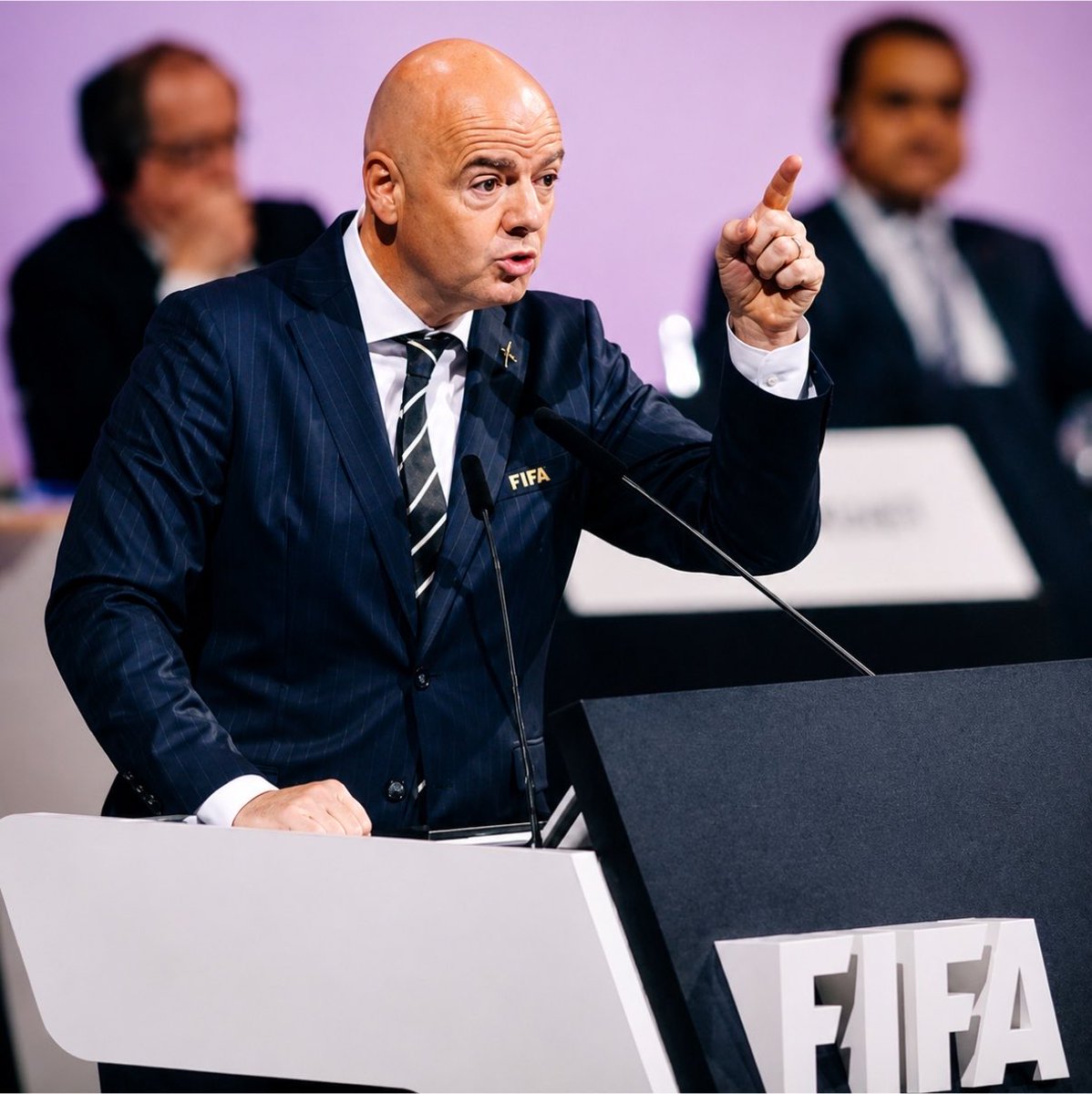 TMfutbal's tweet photo. 🚨🤔 𝗗𝗘𝗕𝗔𝗧𝗘: Who’s the worst FIFA president of all time?

Gianni Infantino or Sepp Blatter? https://t.co/GoEMbcoIPg