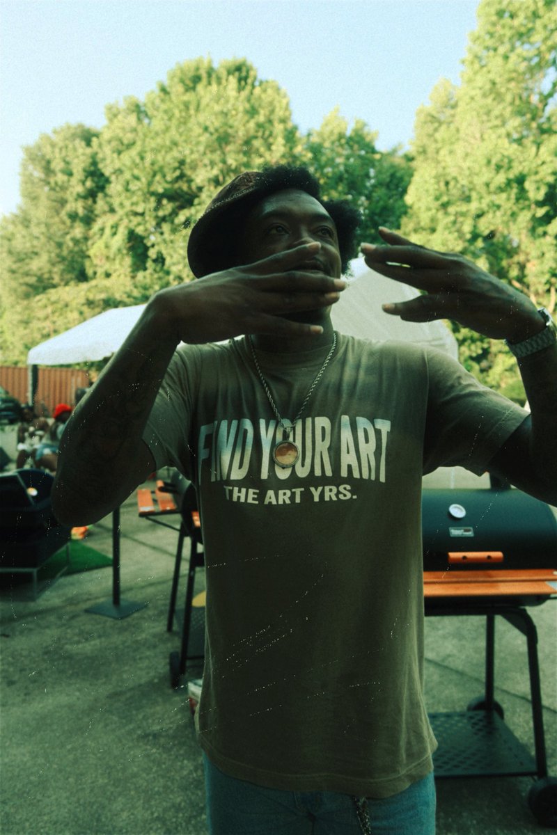 EastsidexBizz's tweet photo. #est19932499 https://t.co/tgXhNKwpMi
