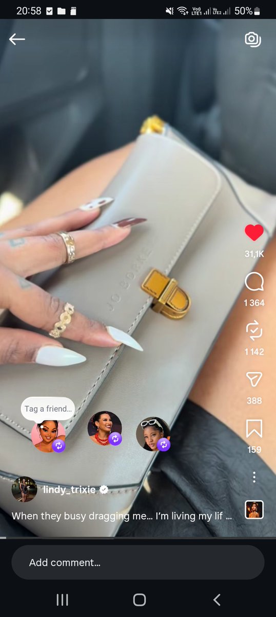 Trixie_verse's tweet photo. Not Trixie low-key building a collection and putting all of us onto her latest obsession👜. I guess we should not look far but however visit the @Jo_Borkett store and start our collection's.

WELCOME BACK TRIXIE 
VIBE WITH TRIXIE
#LindyTrixieChristoffels
#TrixieForYourBody https://t.co/Jo5oaFAsFa