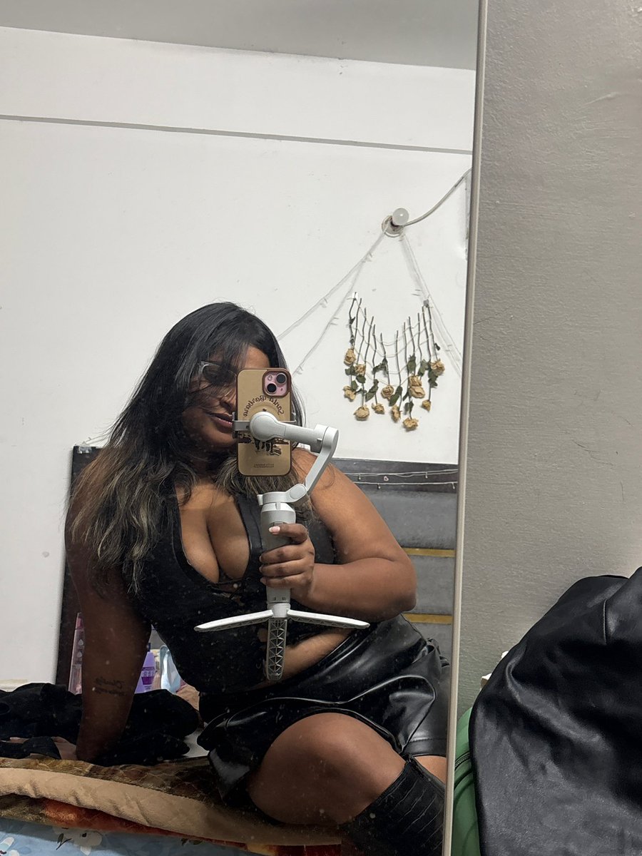 its_Miss_Riya's tweet photo. Another rt 
Show love comment as much as you can!! https://t.co/kkRuuLGDlZ