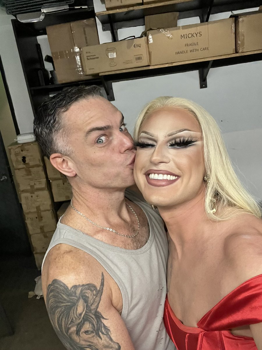 morganmcmichael's tweet photo. Can I just say how much love I have for @joeyjayisgay !!! She really is the most amazing person and i just LOVE LOVE her entirely !! This was a great night at @ShowgirlsWeHo  with Joey https://t.co/XyDRK3APFG