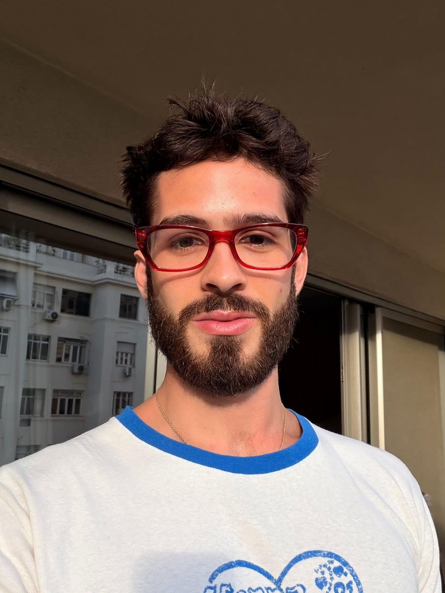 portaljga's tweet photo. João Guilherme no Rio de Janeiro. https://t.co/7SPUo0TOIR