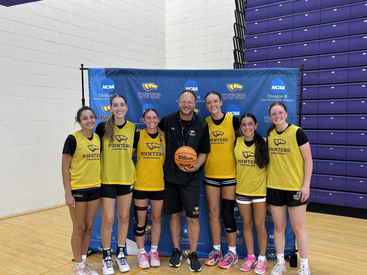 GraceGrunloh's tweet photo. Looking forward to the next 4💜💛 @UWSPWBB https://t.co/skf3mvLaok