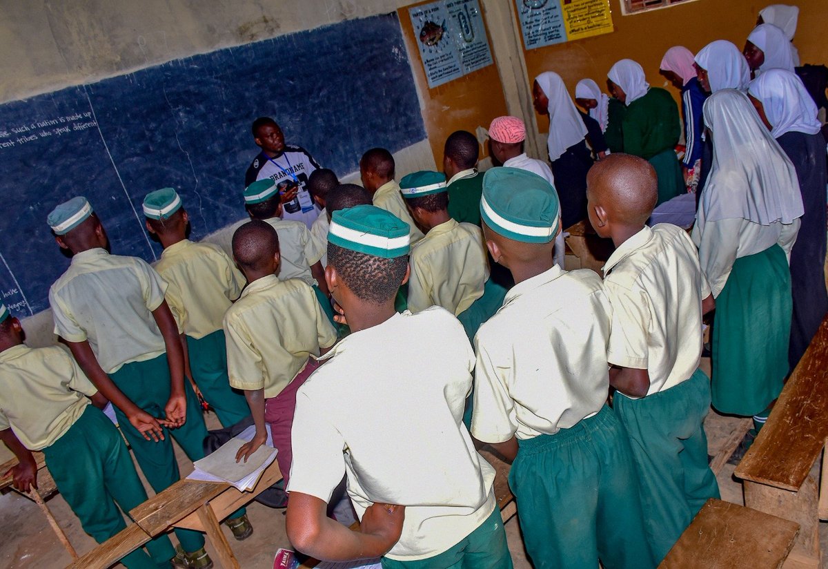 kyobesarah's tweet photo. @UwezoTanzania @usawaagenda @alive_programme @MNakabug The Assessors visited Seeta Bulwadda Islamic Primary School to understand learner experiences and school operations.
Key findings challenges remain in access to teaching materials and financial barriers contributing to learner absenteeism. #LearningOutcome 
#LifeSkillsandValues https://t.co/AaTypQZHNR