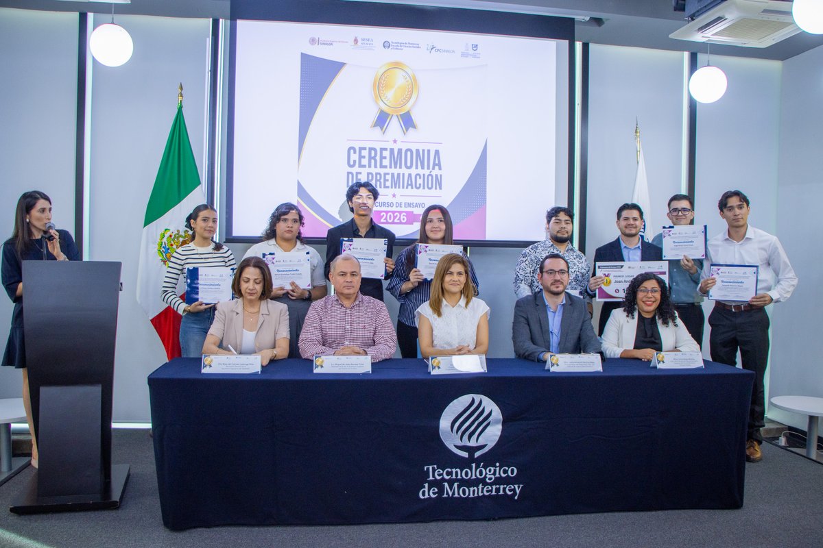 TECcampusSIN's tweet photo. Alejandro Contreras y Sofía Álvarez, alumnos del Tec Campus Sinaloa, obtuvieron el primer y tercer lugar en el 1er Concurso Estatal de Ensayos de Sinaloa, gracias a sus propuestas sobre los sistemas anticorrupción del estado.  Conoce su historia. 👇💙
https://t.co/Si7ux30qYc https://t.co/zfuHB26dhn