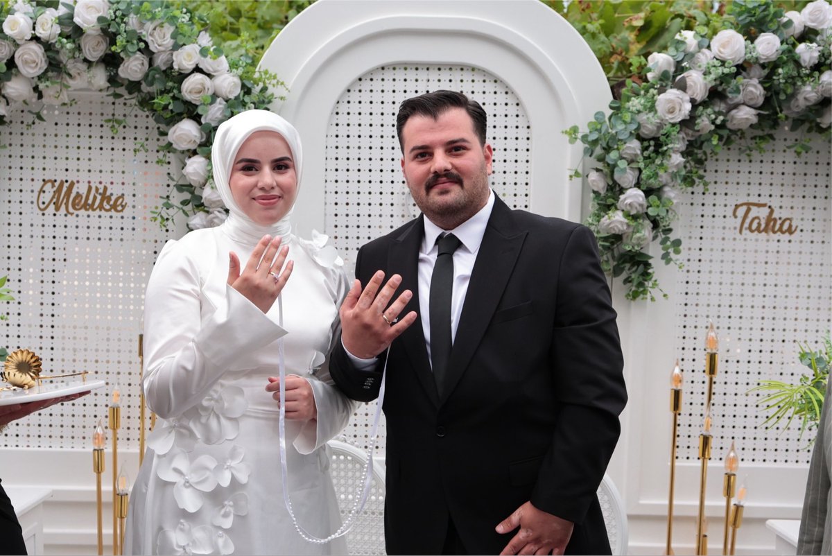 melikekirdas's tweet photo. 24/07 🤍💍 https://t.co/hINICfNxQl